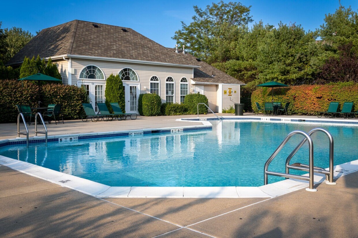 Foto principal - 100 Saddle Cove Rd