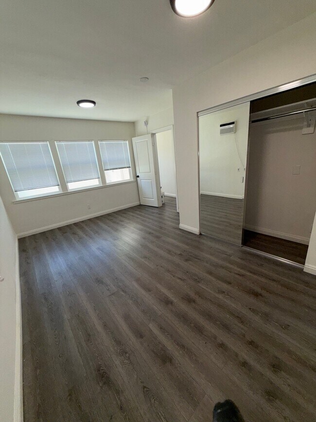 Foto del edificio - 6006 W Pico Blvd