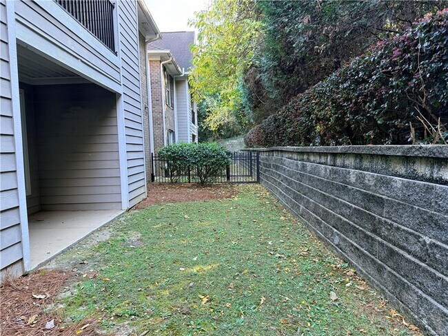 Foto del edificio - 210 Fountainhead Ln