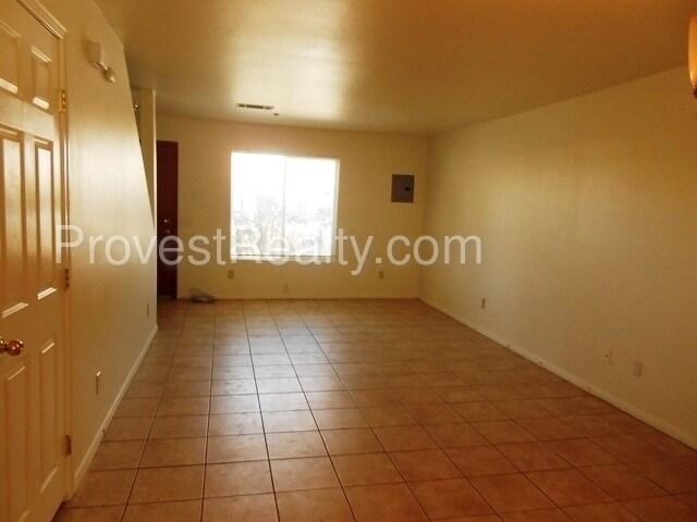 Building Photo - 16675 Zenda St