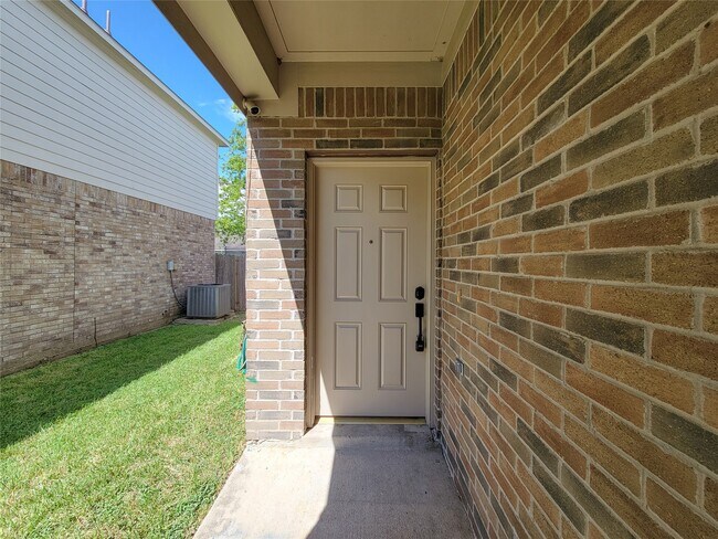 Building Photo - 19330 Harvest Stream Way