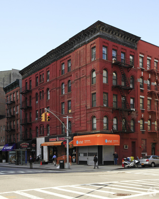 Primary Photo - 1443-1447 York Ave