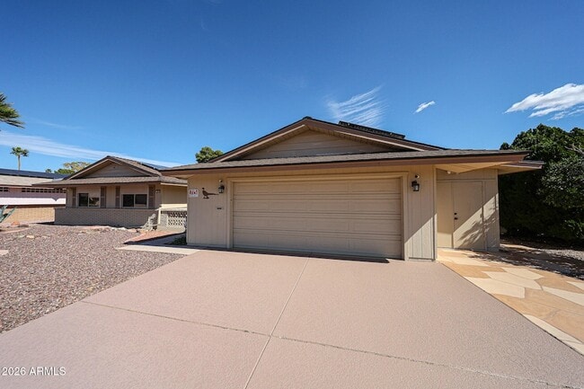 Foto del edificio - 9821 N 110th Ave