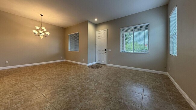 Building Photo - 36289 Thousand Oaks Pl