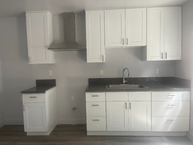 Foto del edificio - 1814 W 22nd St