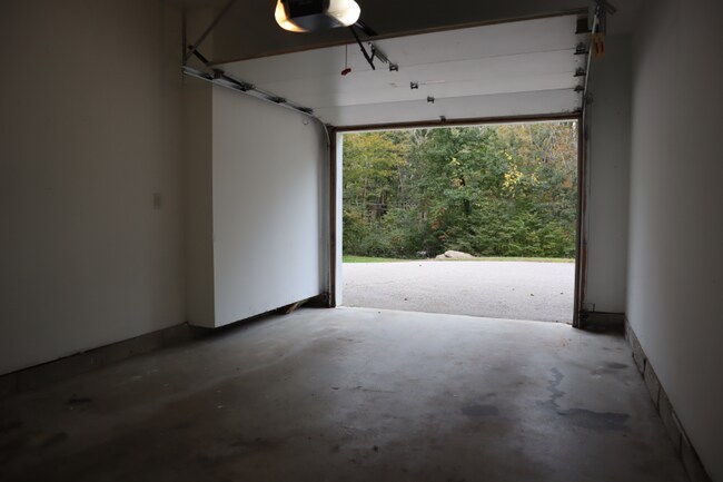 Building Photo - 550-552-552 Westford Rd