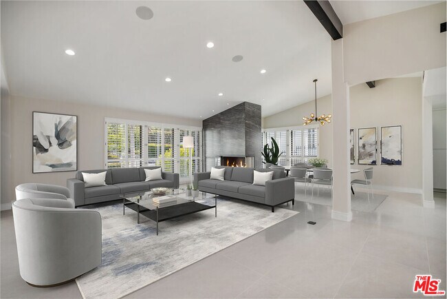 Building Photo - 10452 Le Conte Ave