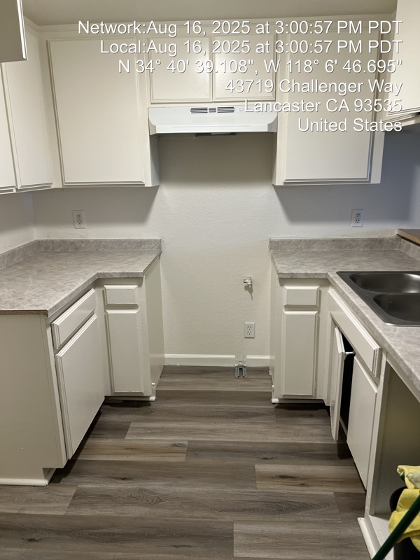 Building Photo - 43711 Challenger Way
