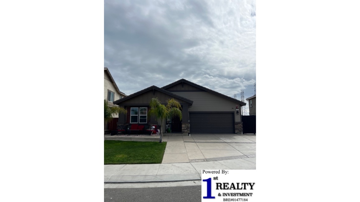 Primary Photo - 561 Kingbird Cir