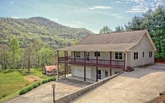 Building Photo - 4641 Arrowhead Rd