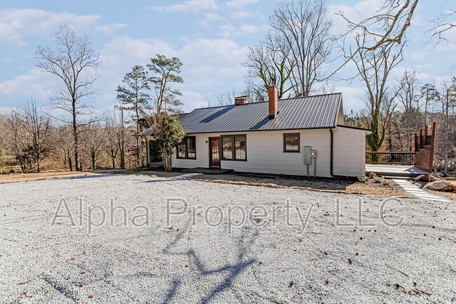 Building Photo - 511 Mountain Creek Rd
