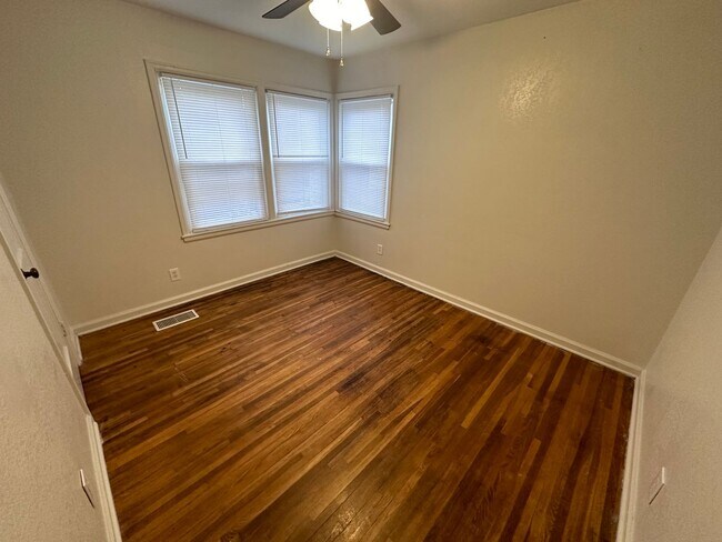 Foto del edificio - 1153 N Pershing St