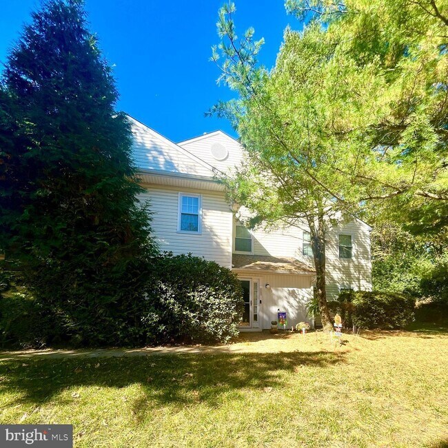 Foto del edificio - 112 Briarcliff Ct