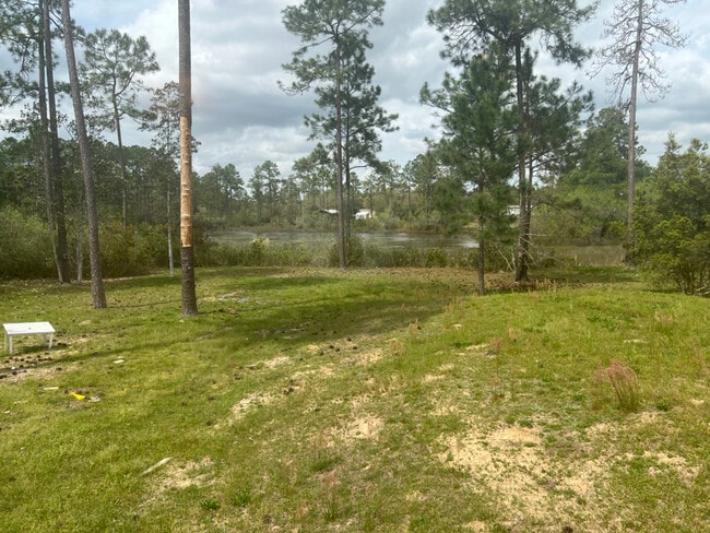 Foto del edificio - 210 Lake Rosemary Ct