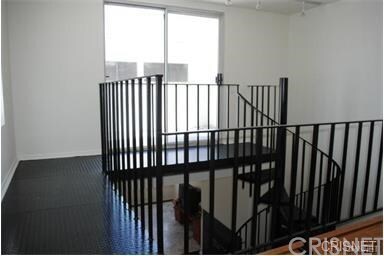 Building Photo - 14937 Dickens St