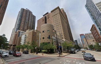 Building Photo - 40 E 9th St