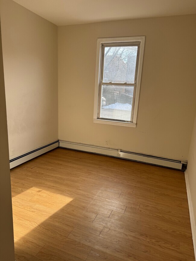 Foto del edificio - 92 Maple St