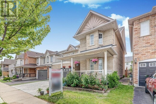 Building Photo - 33 Greenhalf Dr