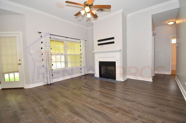 Building Photo - 3 Bed, 2 Bath Home in Ruston!