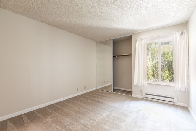 1HAB, 1BA - 700 ft² - One Ten Remington Apartments