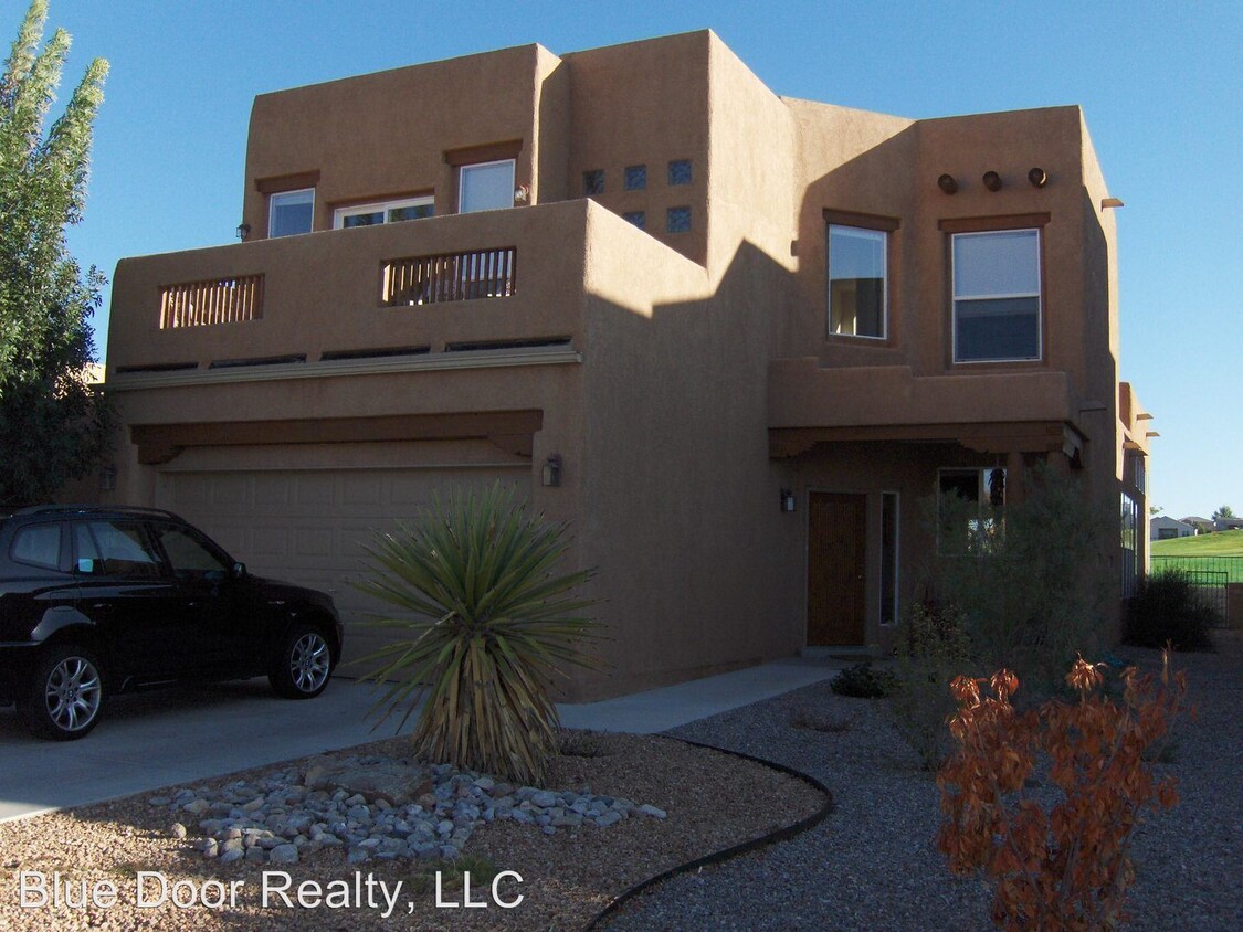 Primary Photo - 3 br, 2.5 bath House - 3316 Lockerbie Dr