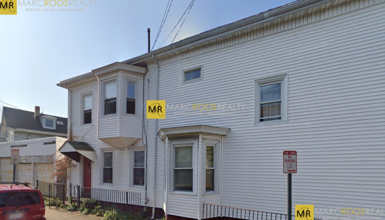 Primary Photo - 24 Benedict St