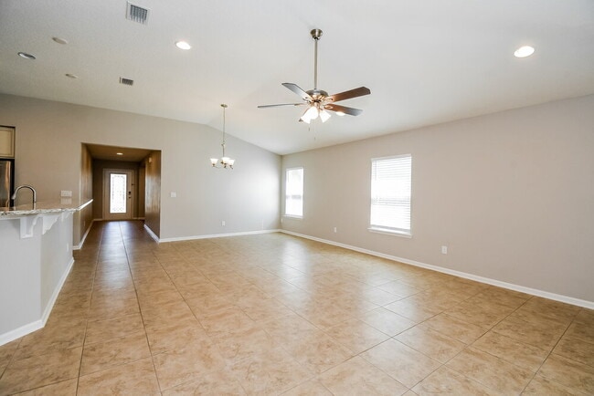 Building Photo - 76802 Timbercreek Blvd