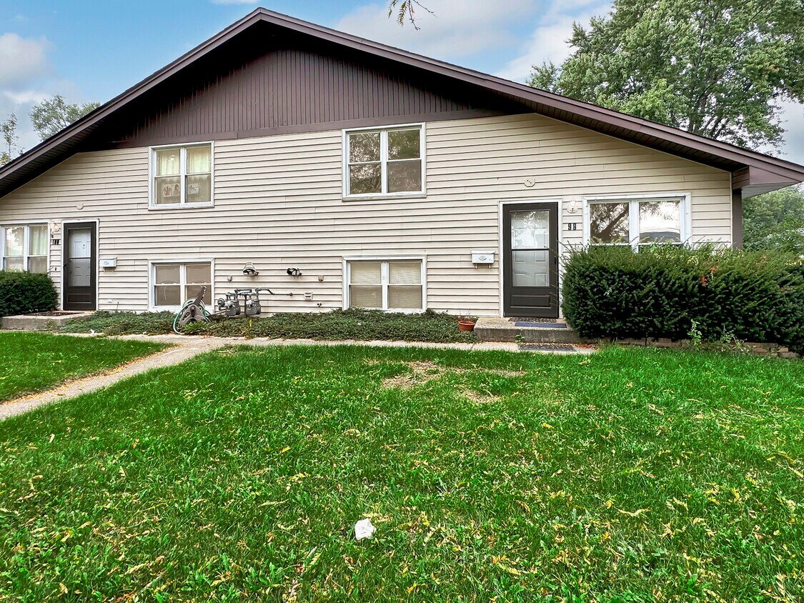 98 Jackman Dr Unit 98, Crystal Lake, IL 60014 Condo for Rent in