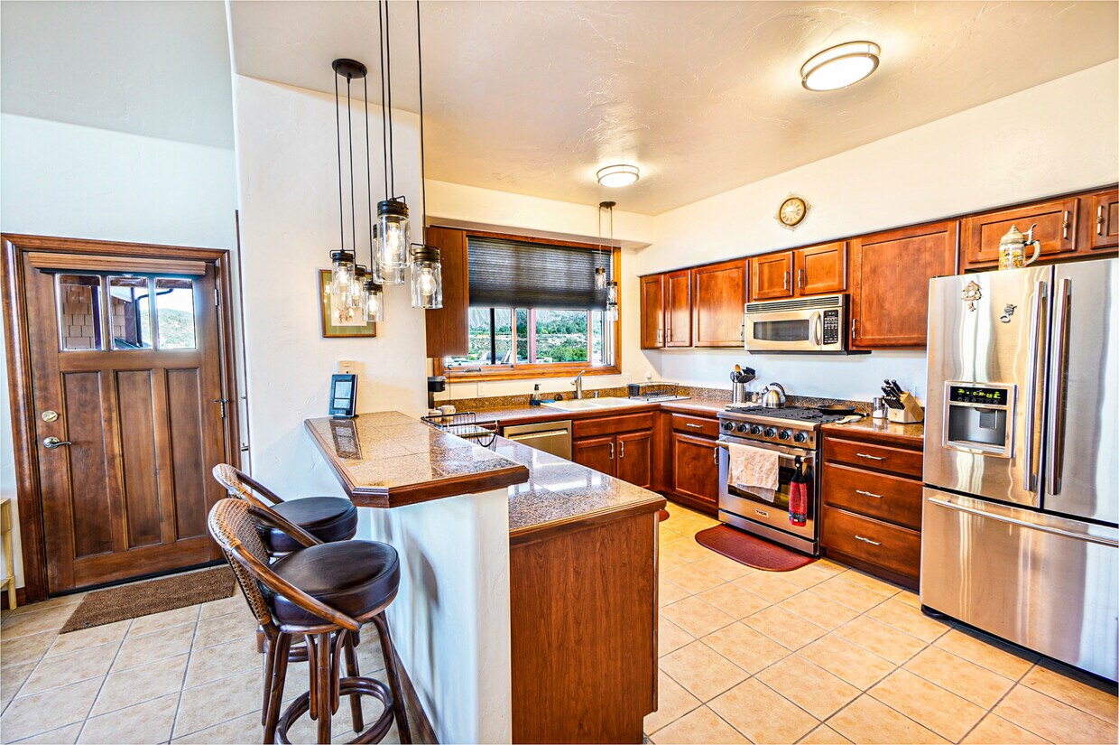 355 E 3rd Ave, Durango, CO 81301 Townhome Rentals in Durango CO