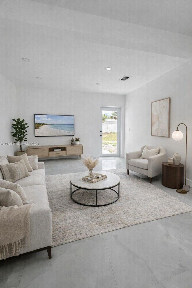 Foto del edificio - 1308 NW 19th Ave