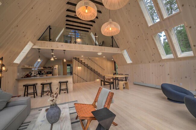 Building Photo - A-Frame House