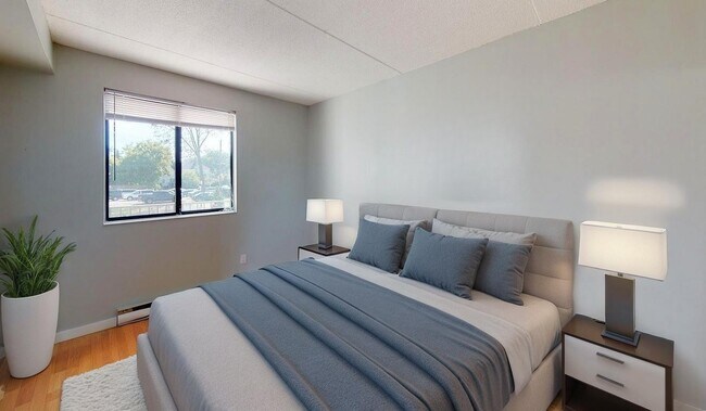 Building Photo - Shanbrook Apartments