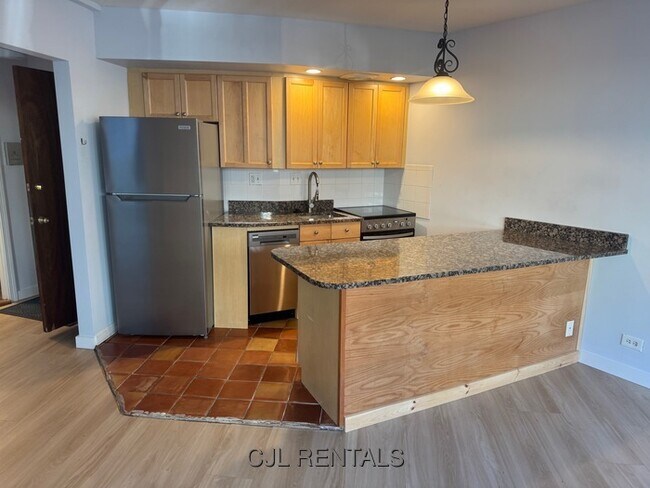 Foto del edificio - 516 Green St