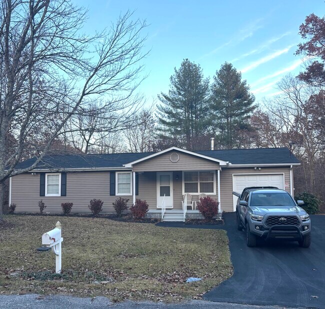 Foto del edificio - 1015 Katta Trce