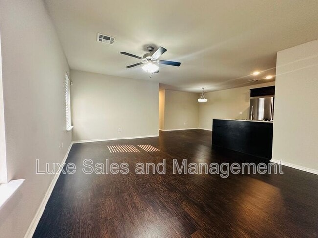 Building Photo - 8808 SW 45th St