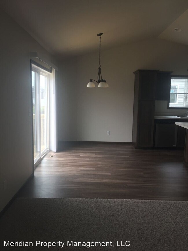Building Photo - 3 br, 2 bath House - 911 Eaglewood Ave