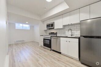 Building Photo - 11514-11587 87 St NW