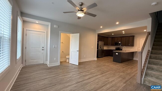 Building Photo - 628 Noush Ct