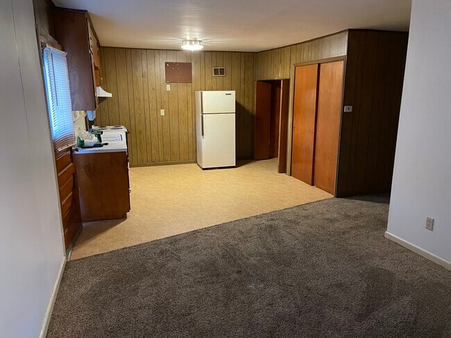 Kitchen - 308 Harrison St