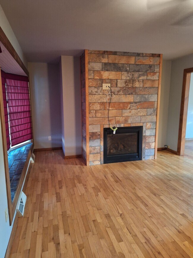 2005 Oak St, Hays, KS 67601 House Rental in Hays, KS