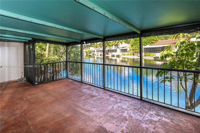 Foto del edificio - 8299 Balgowan Rd