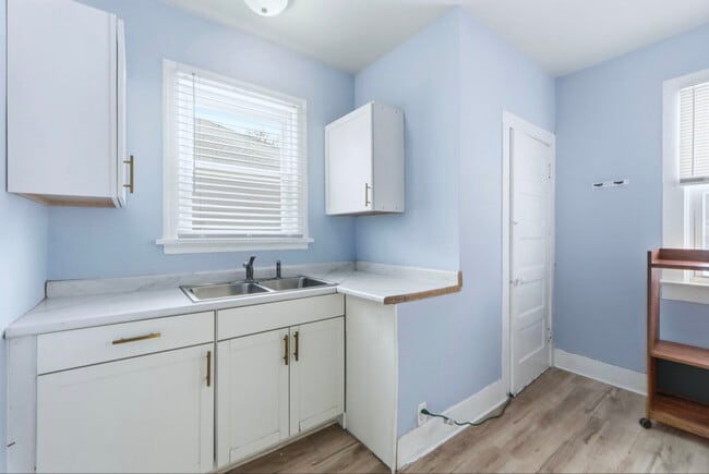 Building Photo - 1629 Sherman Blvd