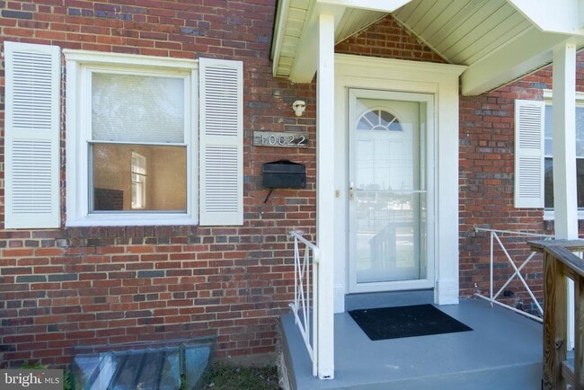 Building Photo - 10022 Lorain Ave