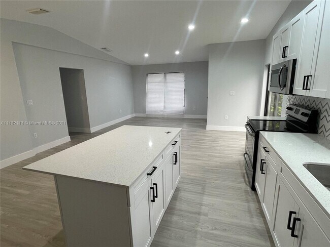 Foto del edificio - 30250 SW 162nd Ave