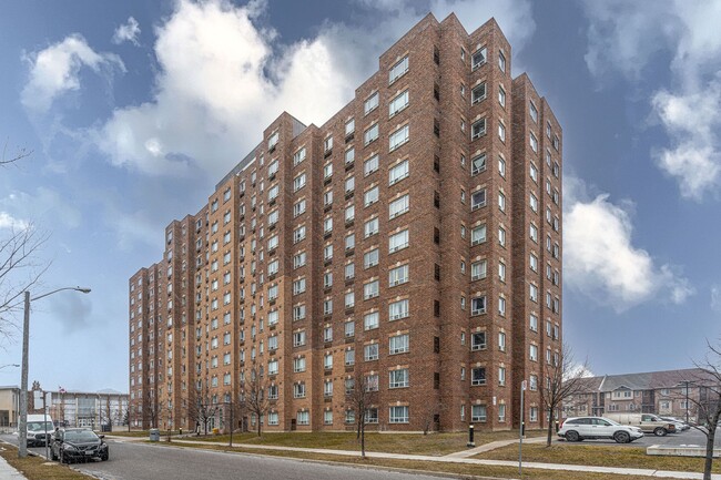 Building Photo - Riverpark Tower