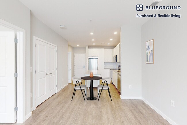 Foto del edificio - 12503 Ardennes Ave