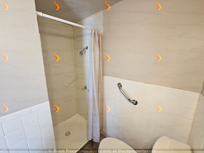 Primary Photo - Move-In Ready! Renovated Efficiencies & 1-...