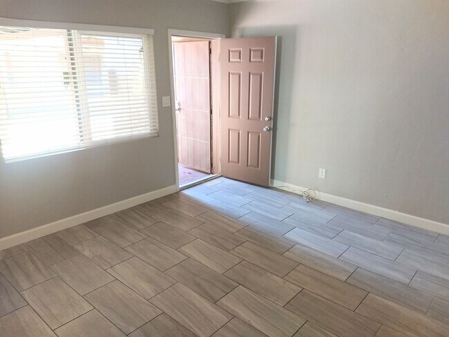 Foto del edificio - PEC1196