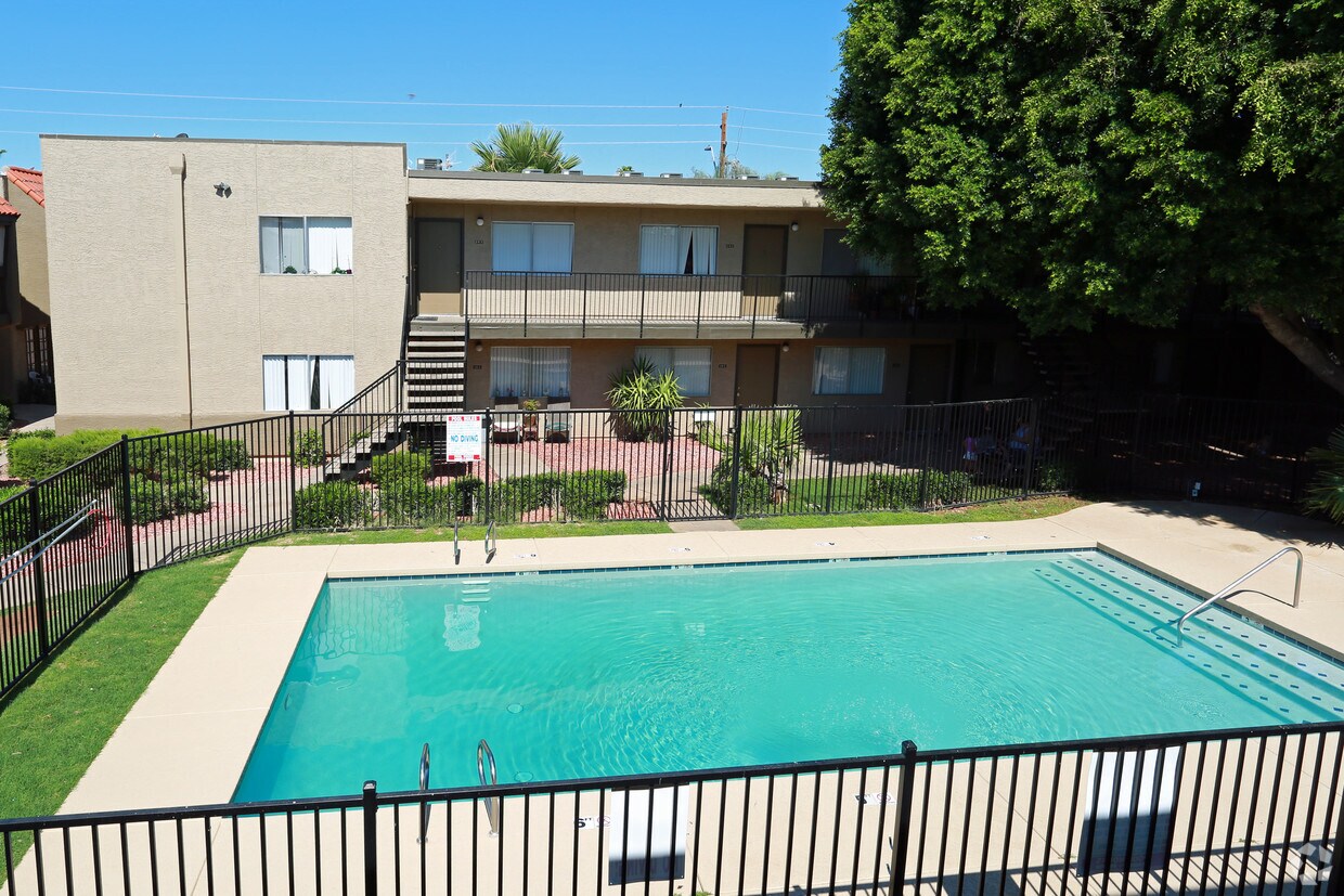 The Valencia Apartments Phoenix, AZ