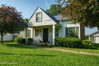 Building Photo - 2224 Flat Rock Rd